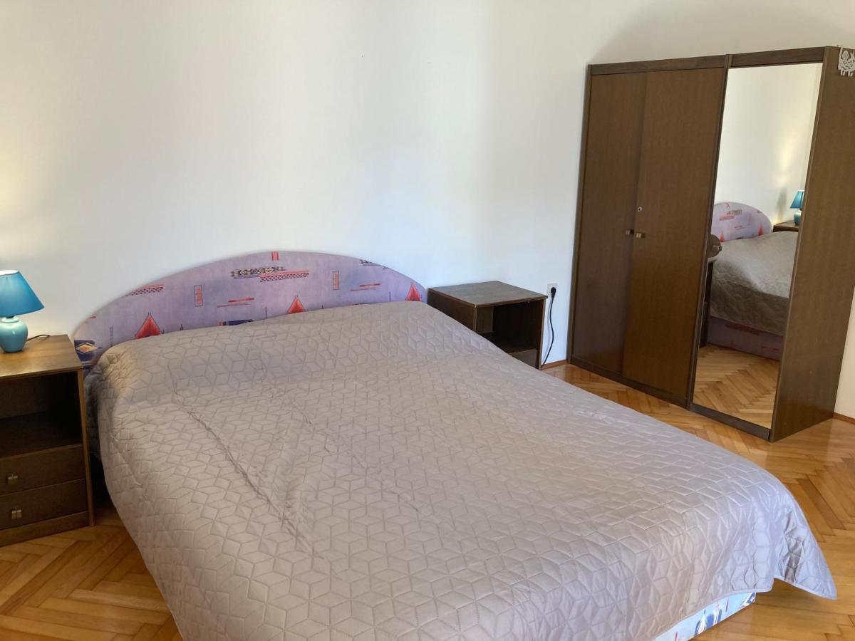 Apartments Hrnjic Умаг Экстерьер фото