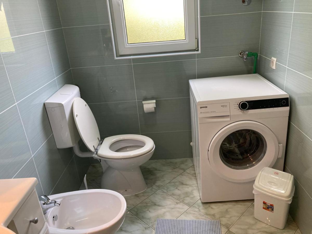 Apartments Hrnjic Умаг Экстерьер фото