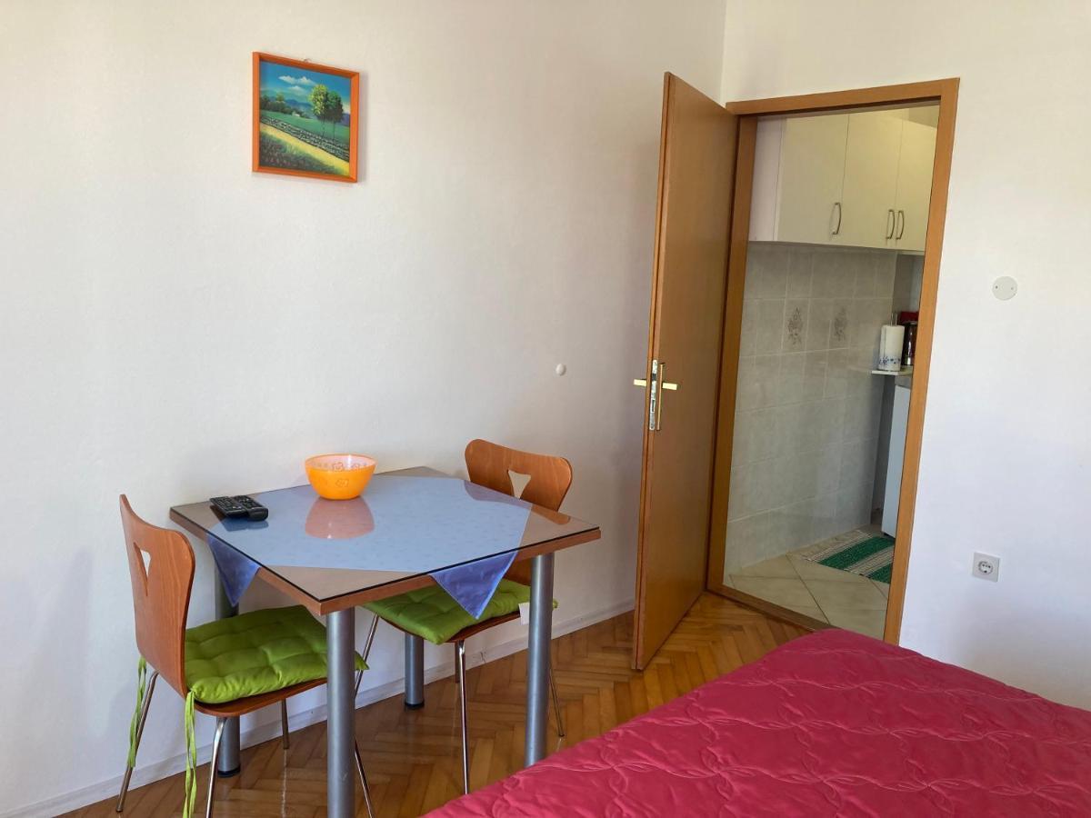 Apartments Hrnjic Умаг Экстерьер фото